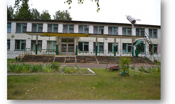 Здание школы, котельной, д. Артуки, ул. Советская, 46А