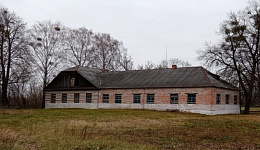 Здание Снядинской школы, д. Снядин